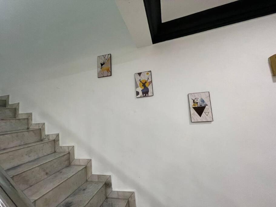 Pangsapuri Cozythemed 11 Pax Batucaves Publika Mitec Pwtc *